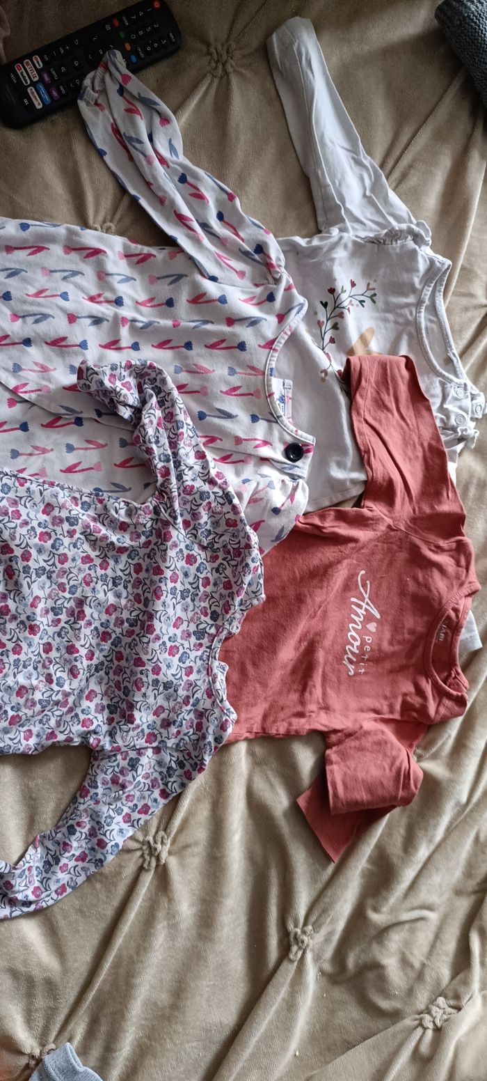 Lot bébé fille 12 mois - photo numéro 6