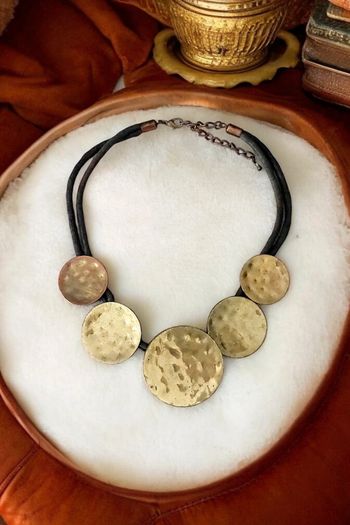 Magnifique collier doré cordelette vintage