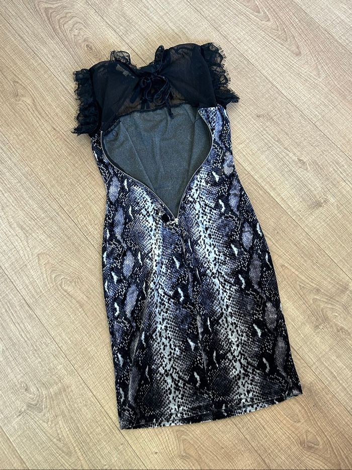 Robe noire et imprimée Soky&Soka taille S jamais portée - photo numéro 8