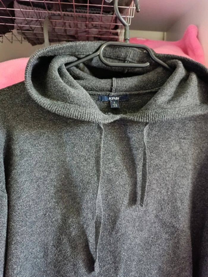 Pull capuche - photo numéro 2