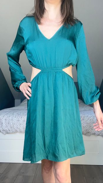 Robe verte dos ouvert