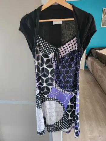 Robe fluide formul excellent état Taille 38 noire et motifs géométriques
