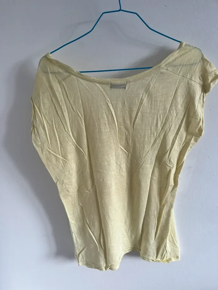 T-shirt jaune pale - photo numéro 3