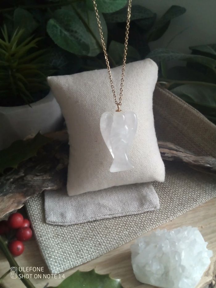 Collier ange en pierre de cristal de roche + carte - photo numéro 2