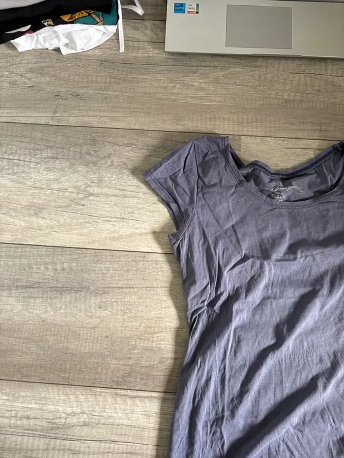lot de deux T-shirt camaïeu. - photo numéro 4
