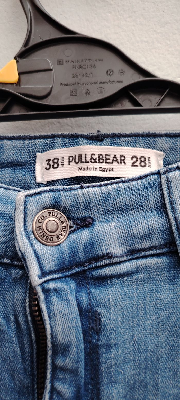Jean skinny déchiré Pull&Bear bleu clair taille 38 - photo numéro 2