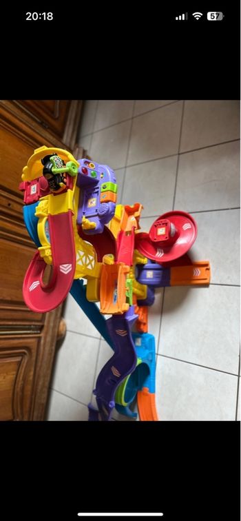 Maxi looping tut tut bolide