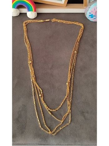 Collier doré multi-rangs
