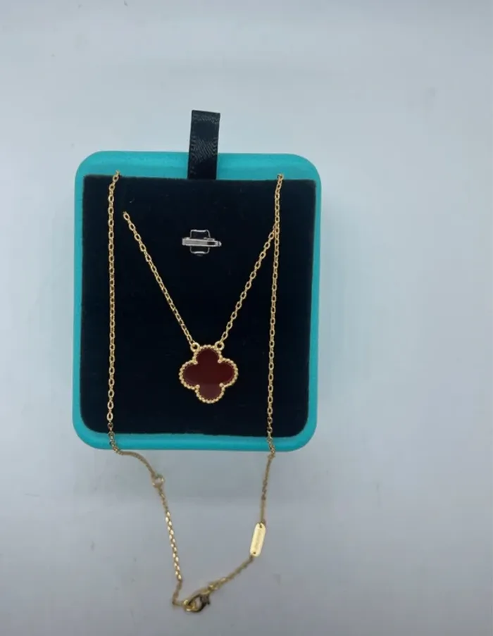 Collier trèfle 15mm en Cornaline rouge - photo numéro 2