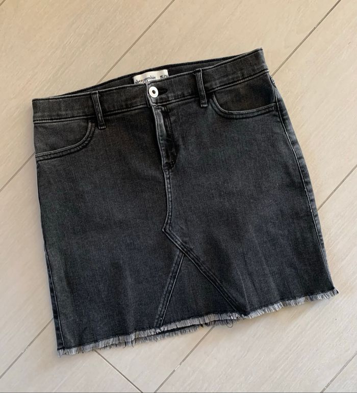 Abercrombie Kids jupe jean noir 15/16 ans
