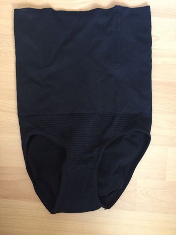 Culotte gainante noire