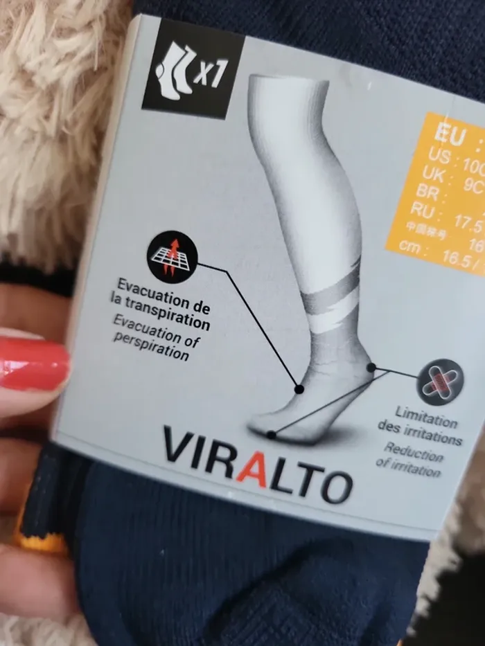 Chaussette sports neuves - photo numéro 5