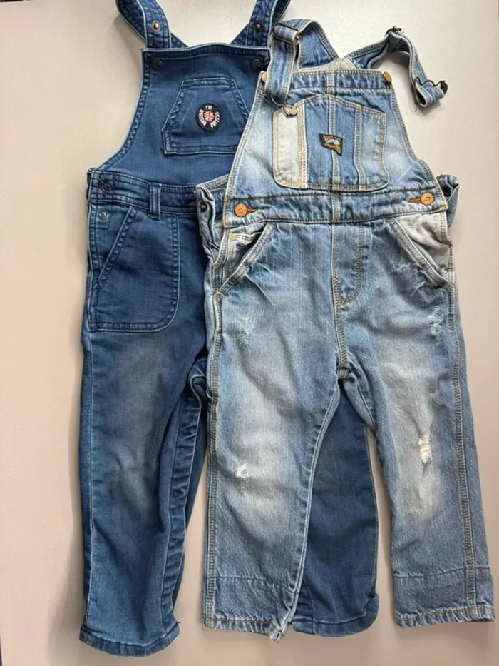 Lot de 2 salopettes en jean bébé - 23 mois (très bon état)