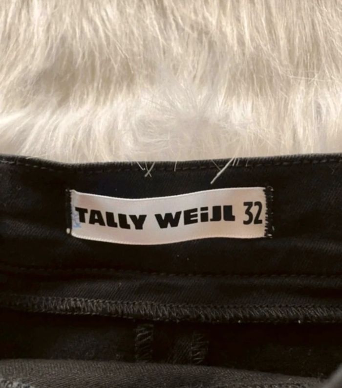 Très belle jupe noire en jeans doubles fermetures 🥰 taille 32 tally weijl - photo numéro 2