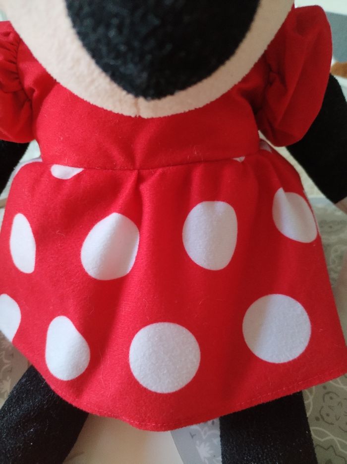 Grande peluche XXL "Minnie" en très bon état - photo numéro 5