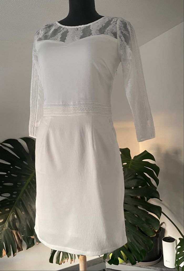 Robe blanche en dentelle – White and More – T.36 - photo numéro 3