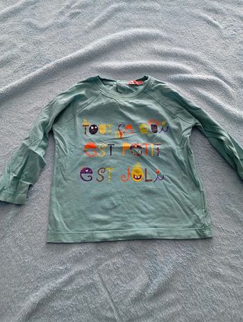 tee shirt