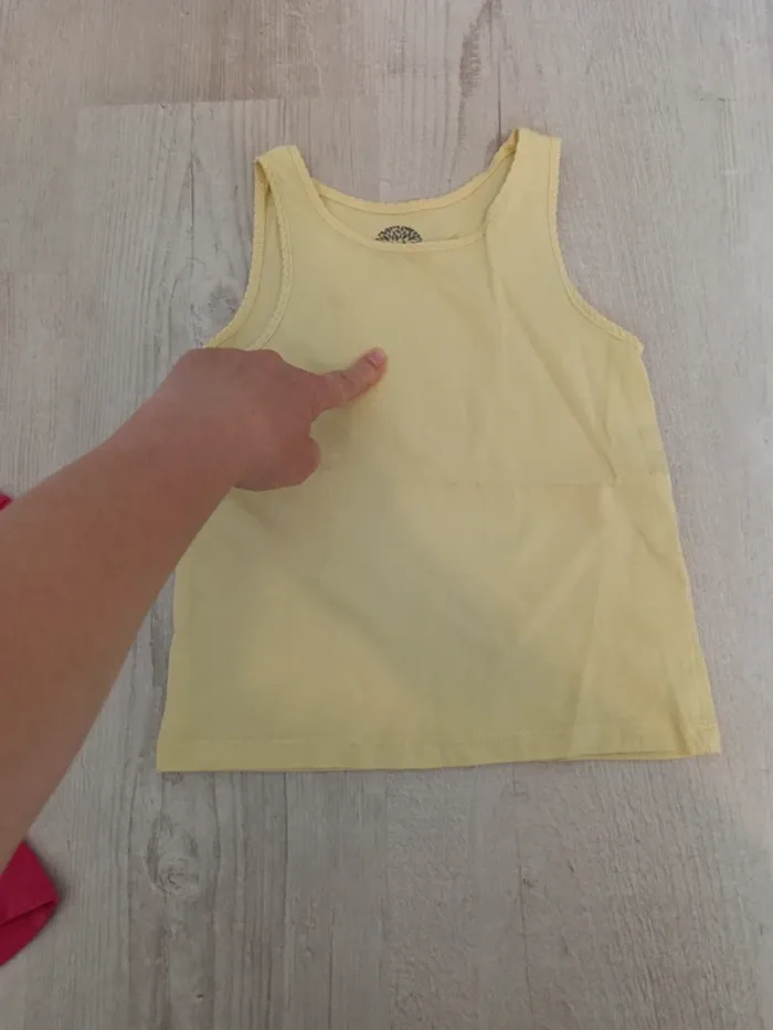 Lot de 11 vêtements été fille 4 ans - photo numéro 10