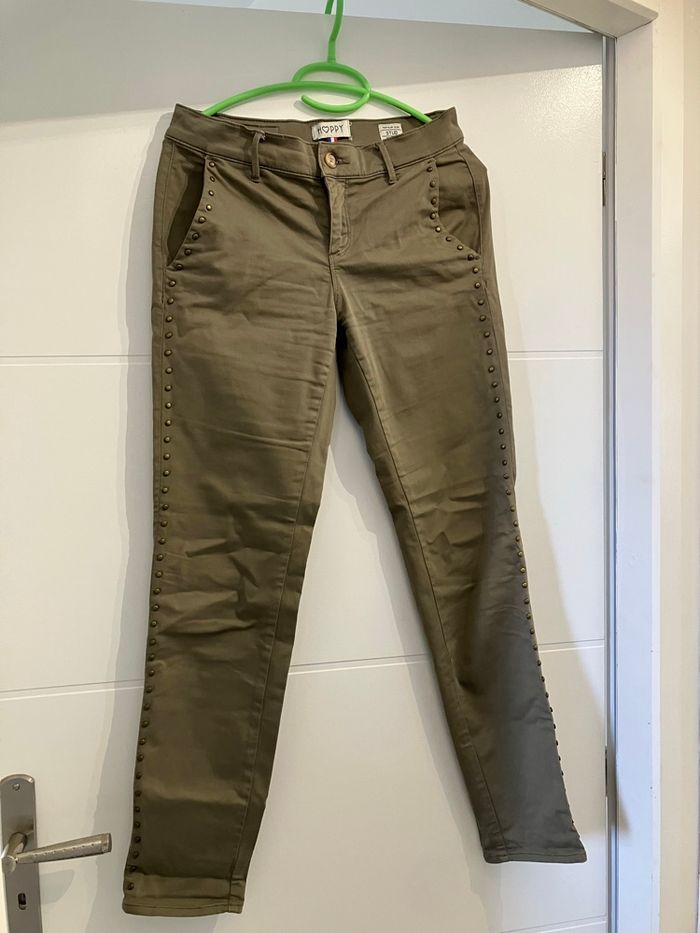 PANTALON COULEUR KAKI