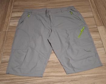 Short cargo Mixte léger extensible avec poches gris