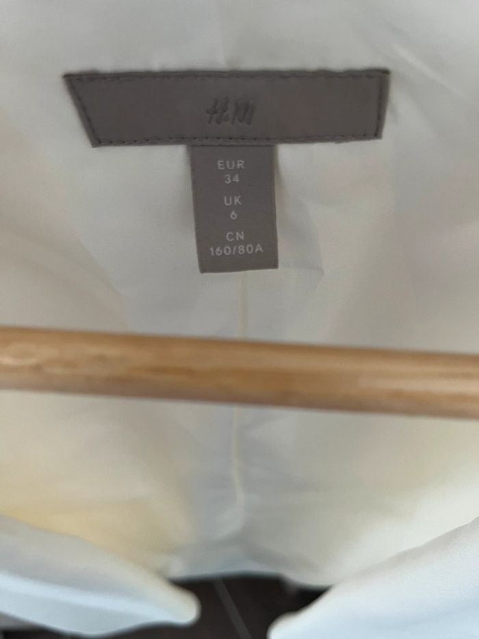 Veste blanc casse H&M femme taille 34 - photo numéro 3