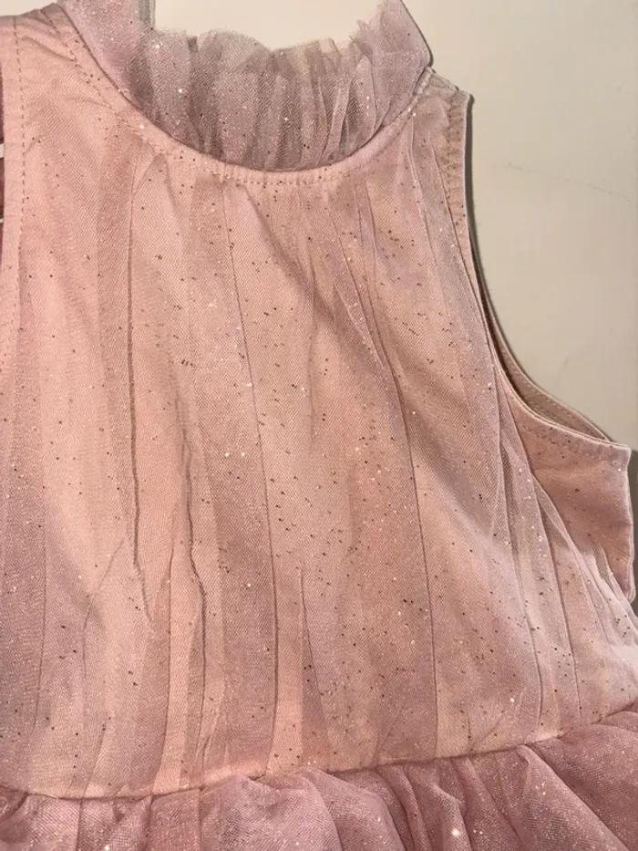 Robe tape. À l’œil fête à tulles rose 5 ans magnifique - photo numéro 4