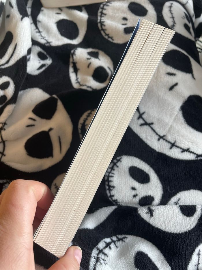 Livre Sur ta peau - photo numéro 4