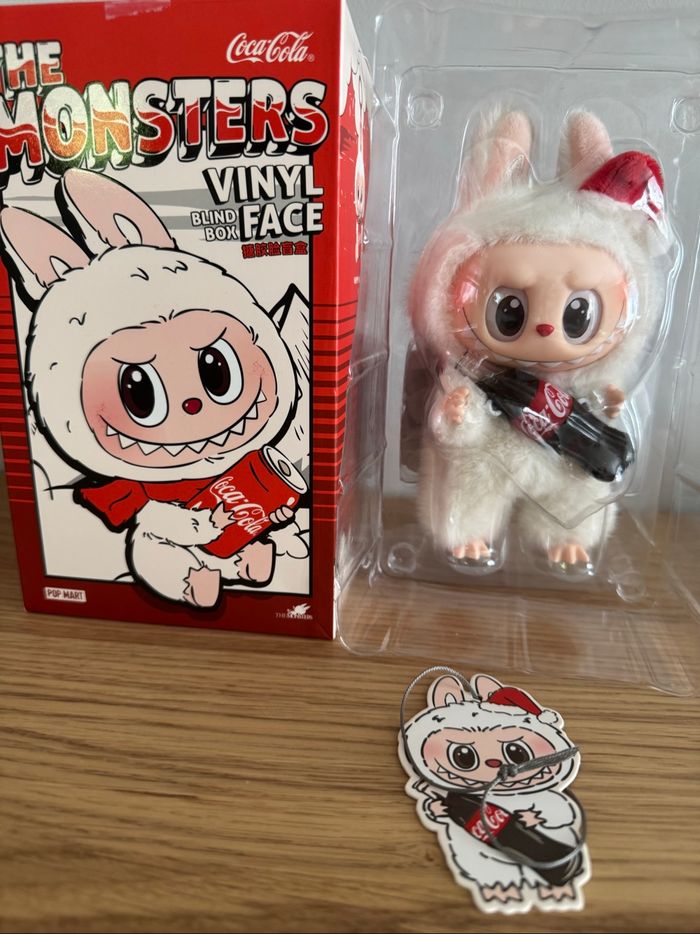 Labubu Coca cola Pop Mart
