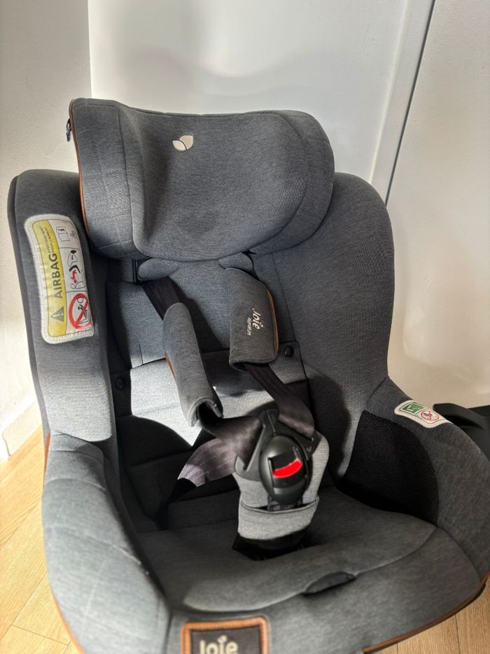 Ensemble poussette+ cosy+ siège auto + base isofix - photo numéro 10