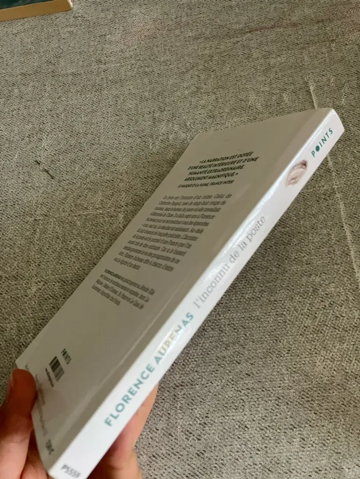 L’Inconnu de la Poste – Florence Aubenas – Édition Points - photo numéro 4