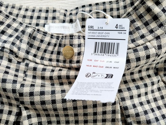 Jupe 4 ans 104 cm neuf - photo numéro 3