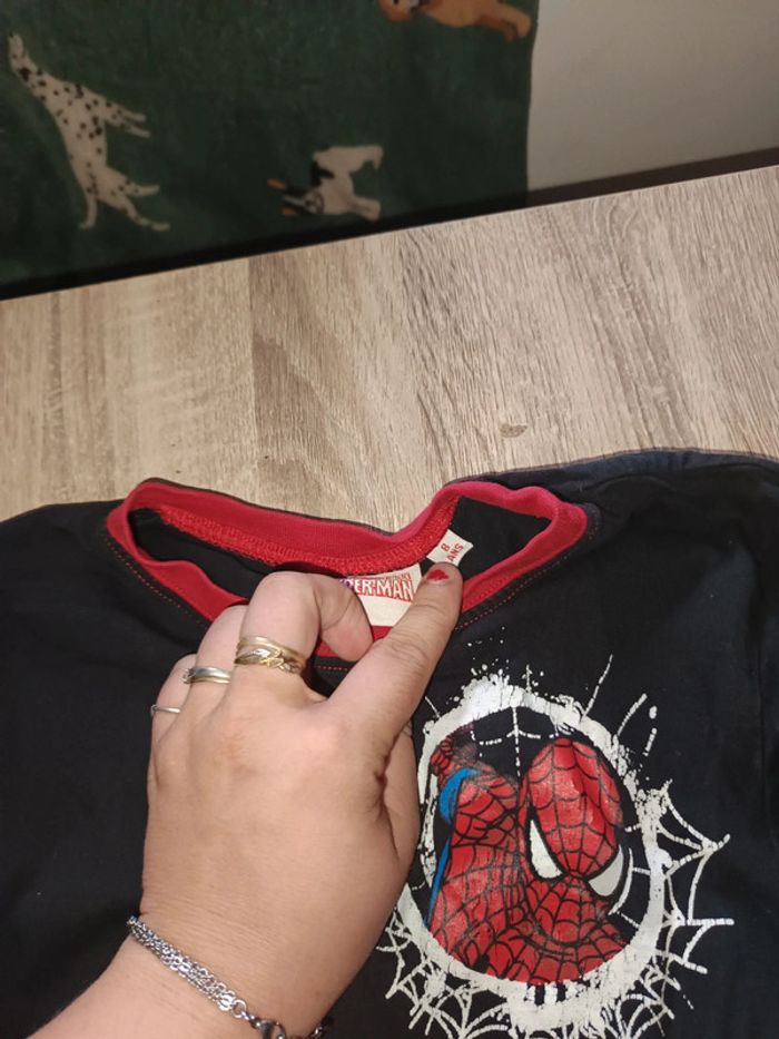 Tee-shirt manche longue spiderman 8 ans - photo numéro 2