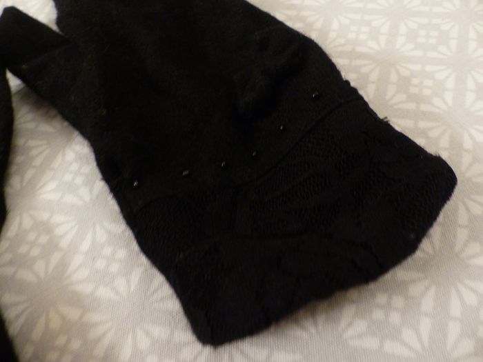 Gants noir avec noeud et dentelle - photo numéro 3