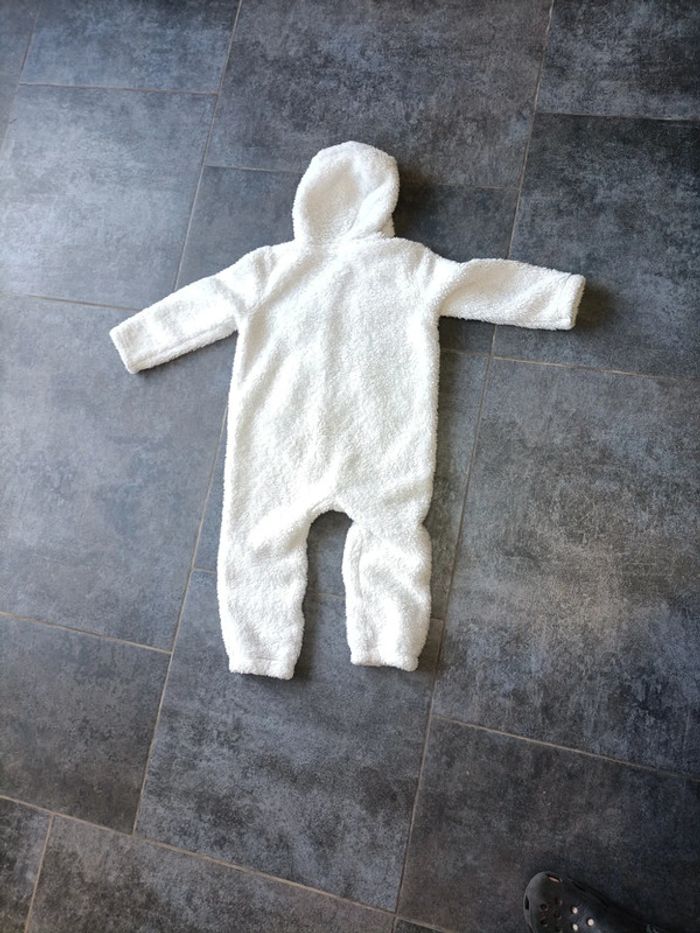 Sur pyjama - photo numéro 4