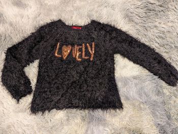 Pull moumoute noire lovely 4 ans