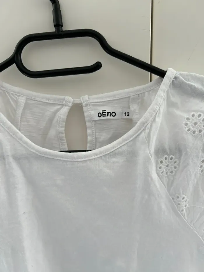 T-shirt taille 12 ans - photo numéro 3