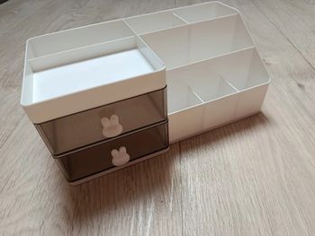 Organiseur maquillage ou bureau