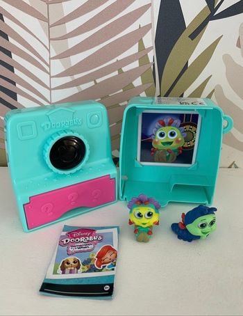 Lot 2 figurines Doorables avec appareil photo Heimlich