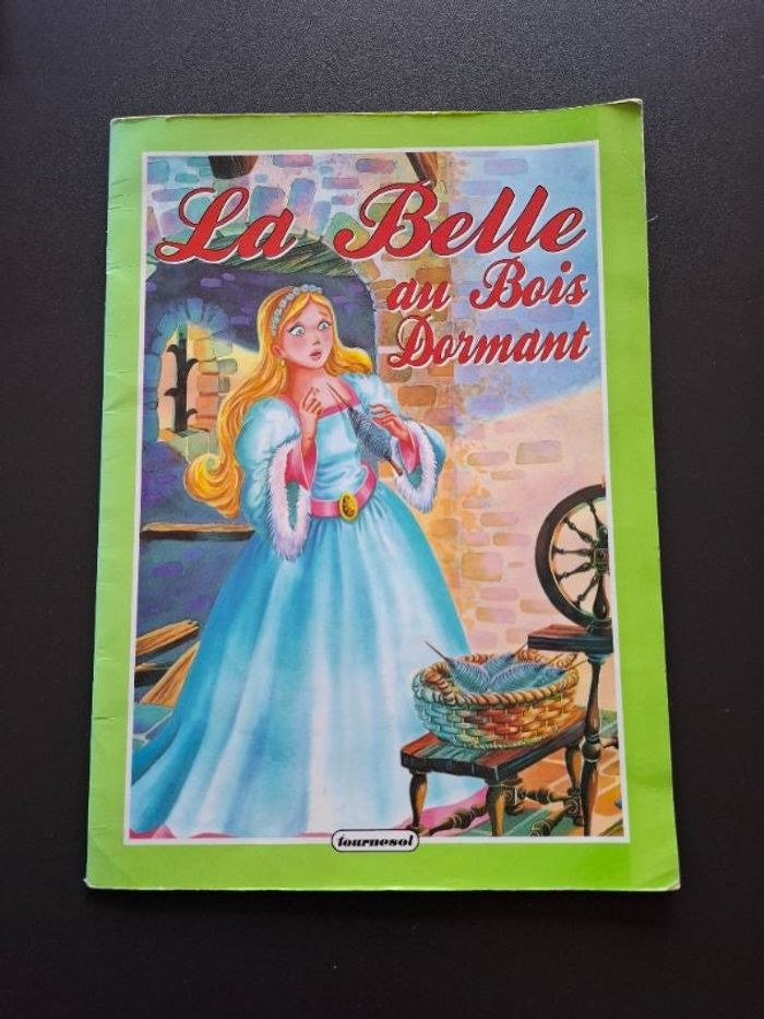 Livre La Belle au Bois Dormant en bon état