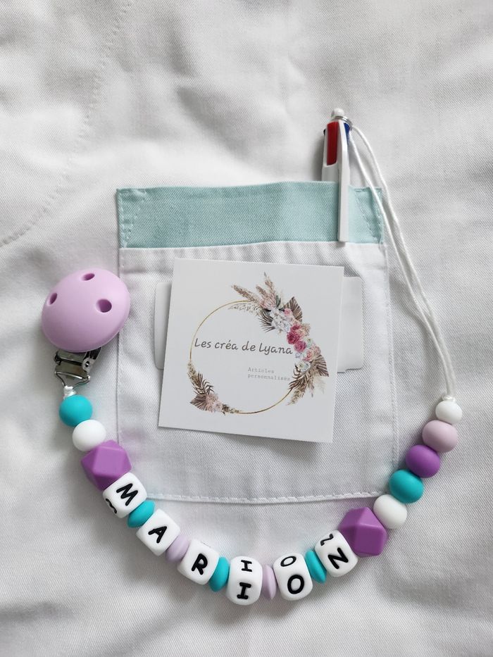 Attache stylo personnalisé pour blouse soignants