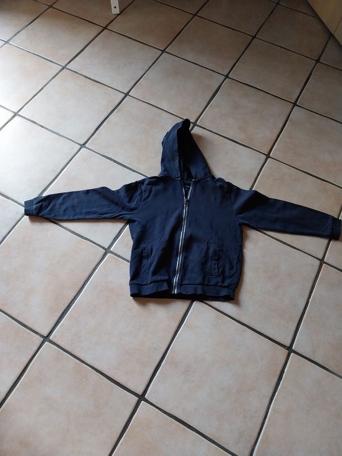 Lot pulls/sweats 10 ans - photo numéro 2