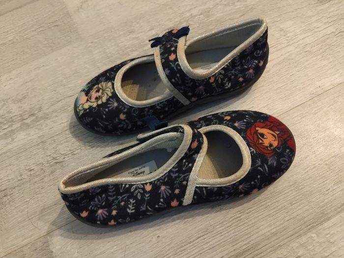 Lot chaussons - photo numéro 2