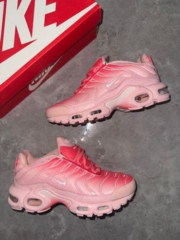 Nike tn rose atlanta 38