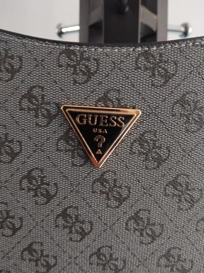 sac guess gris - photo numéro 3