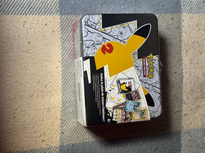 Valisette Pokémon célébrations 25 ans FR 🇫🇷 neuve - photo numéro 3