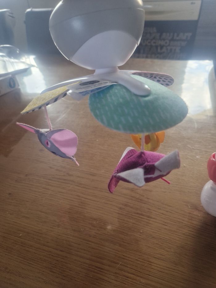 Mobile musicale de voyage - photo numéro 3