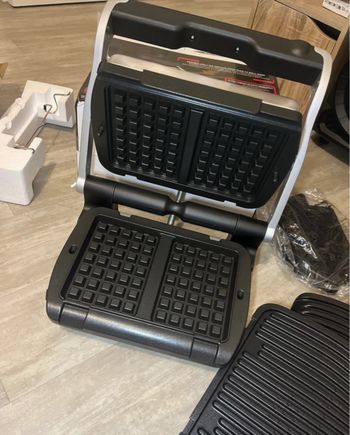 OptiGrill + avec plaque gaufre neuf et jamais utilisé