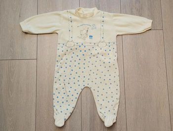 Pyjama jaune et bleu. Fille ou garçon 6 mois