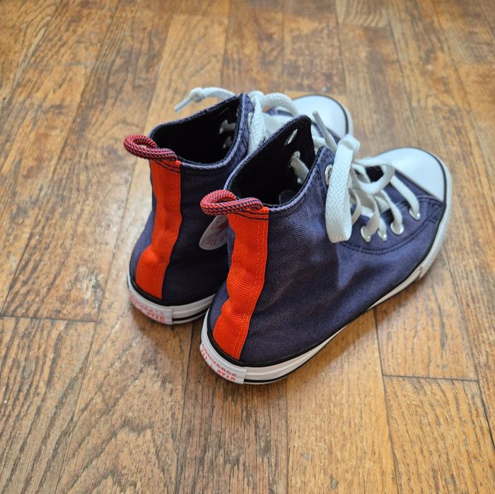 Basket converse Chuck Taylor bleu et touge taille 33.5 mixte - photo numéro 3