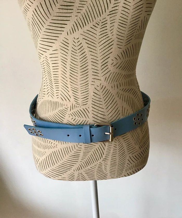 Ceinture bleu ciel et argenté taille 85 (0224)